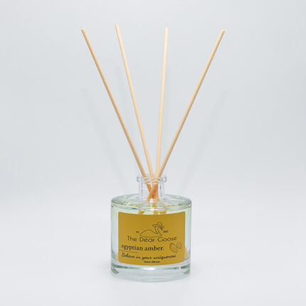 The Dear Goose αρωματικό χώρου 'egyptian amber.'